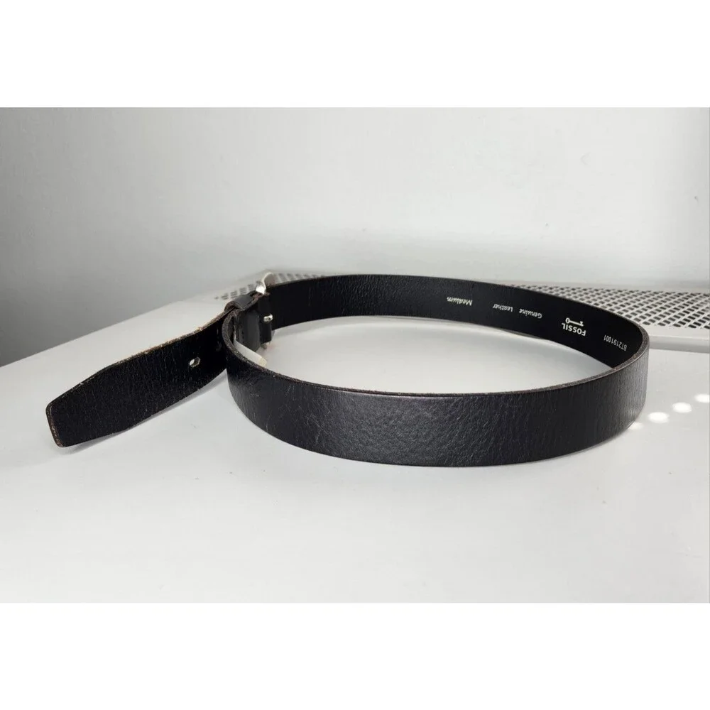 FOSSIL Solid Black Genuine Leather Silver Buckle Belt Size Medium BT2191001
